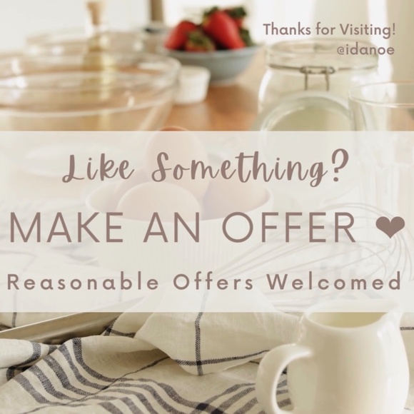 Betty Crocker Best 100 Favorite Recipes 2021 Hardcover Book - Picture 5 of 6